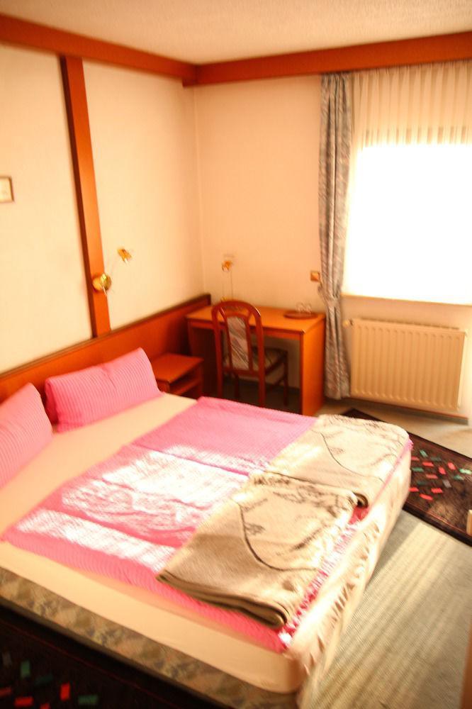 Kircheiber Hof Hotel 3*